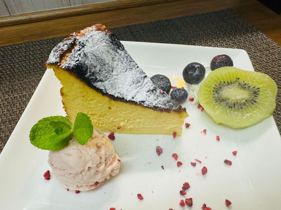 バスク風チーズケーキ